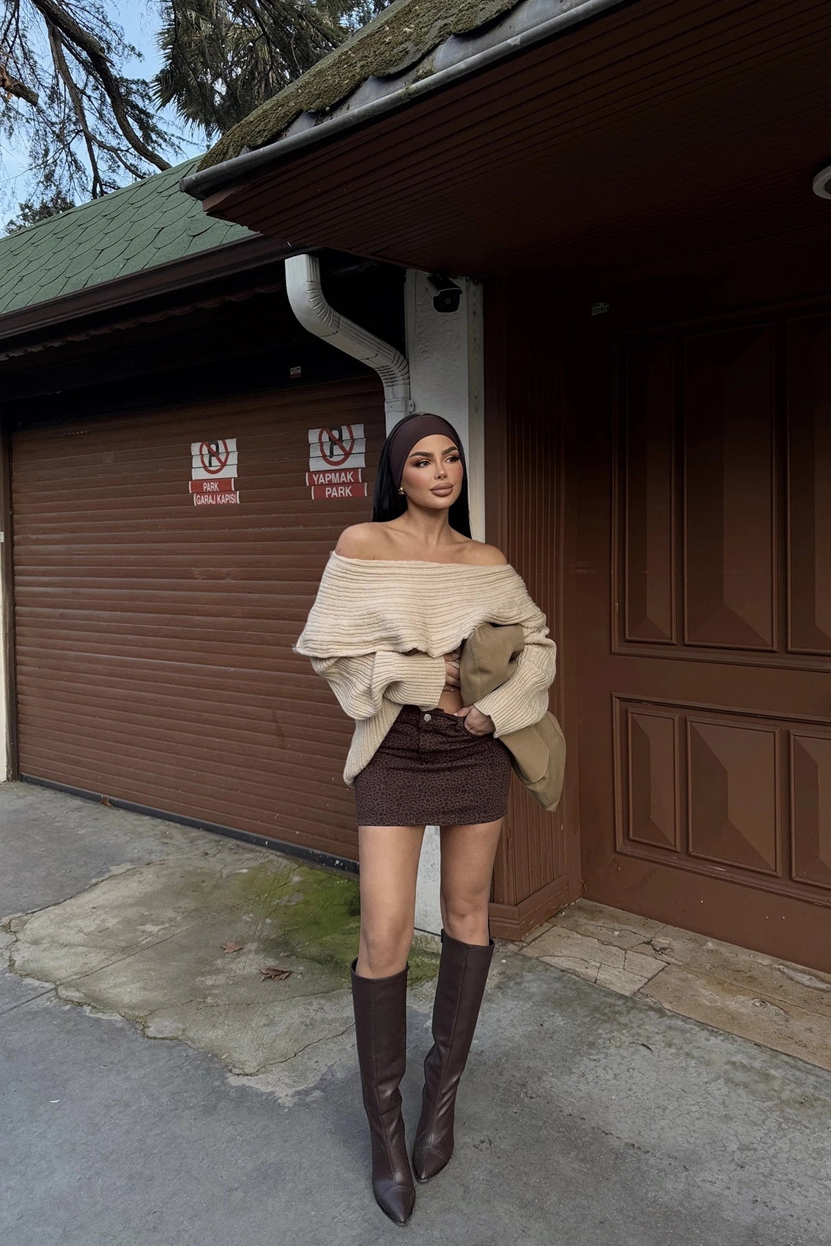 Beige Madonna Collar Knitted Sweater